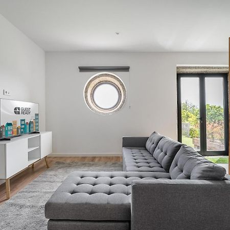 Отель Guestready - Casas De Fralaes 1 Барселуш Экстерьер фото